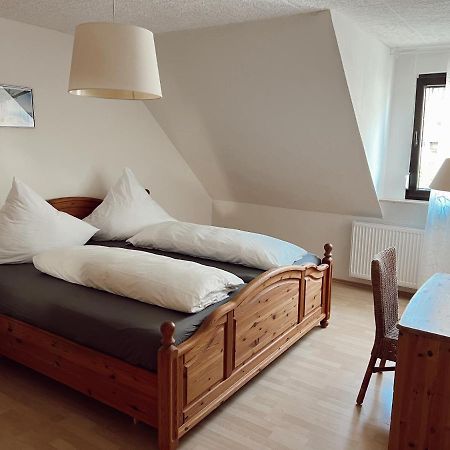 Ferienwohnung Moselflair Mit Direktem Blick Auf Die Mosel Und Weinberge Oberfell Zewnętrze zdjęcie