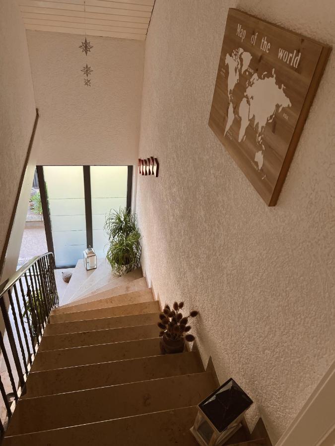 Ferienwohnung Moselflair Mit Direktem Blick Auf Die Mosel Und Weinberge Oberfell Zewnętrze zdjęcie