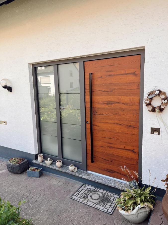 Ferienwohnung Moselflair Mit Direktem Blick Auf Die Mosel Und Weinberge Oberfell Zewnętrze zdjęcie